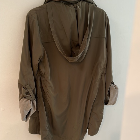 Ali Ro anorak rain coat. With adjustable sleeves and hood size 2 (fits up to 8) - Picture 4 of 4